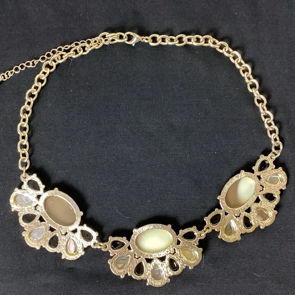 Vintage Gold Tone Necklace Black & Clear Teardrop Accents Faceted Brown Stones